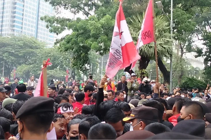 Hendak ke Istana Negara,...
