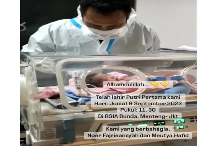 Momen Suami Meutya Hafid...