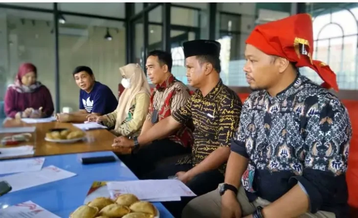IKA Smada Makassar Gelar...