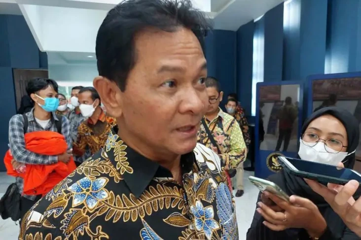 Kirim WA ke Erick Thohir,...