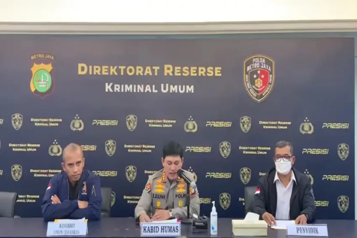 PRT Pencuri Rp800 Juta...
