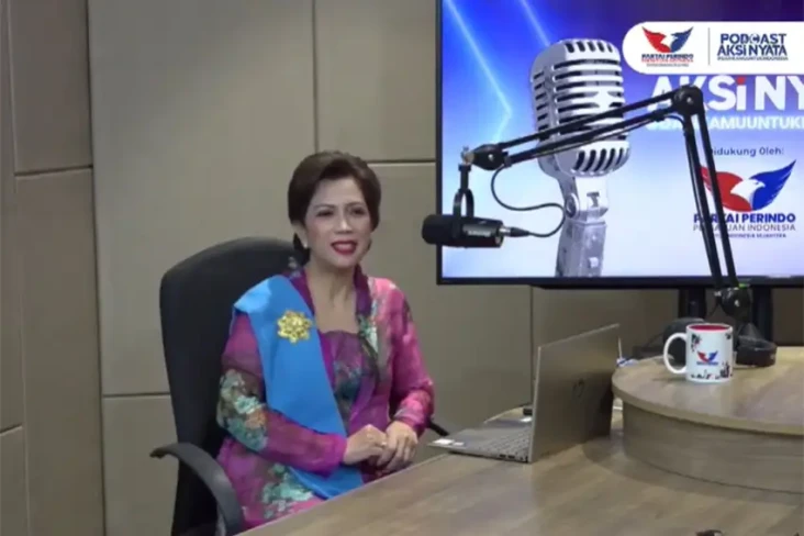 Kebaya Diupayakan Melaju...