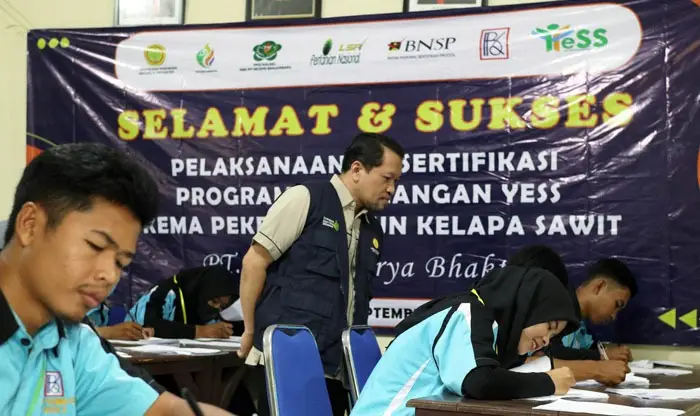 Kementan Bekali Petani...