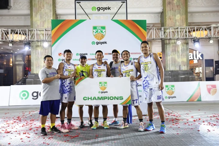 Prawira Bandung Juara...