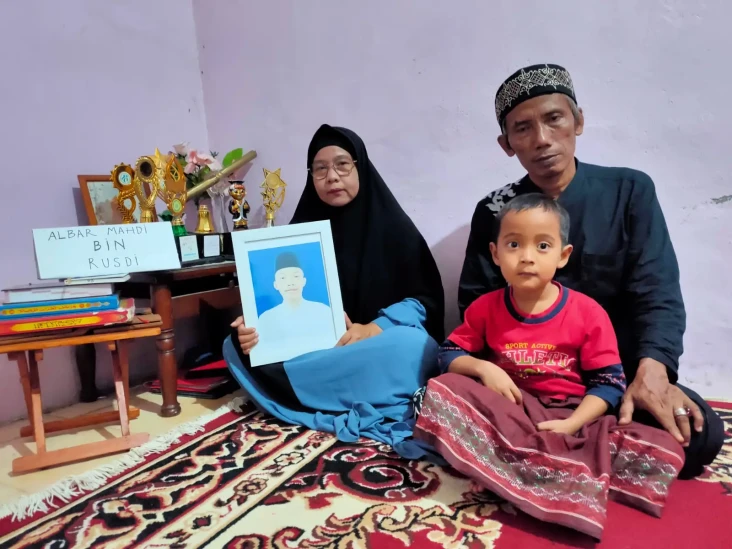Mengharukan! Ibu Santri...