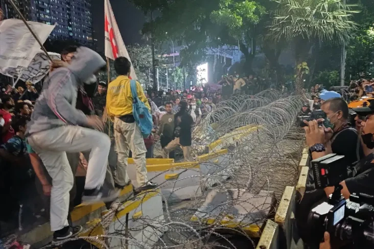 Polda Metro Jaya: Malam...