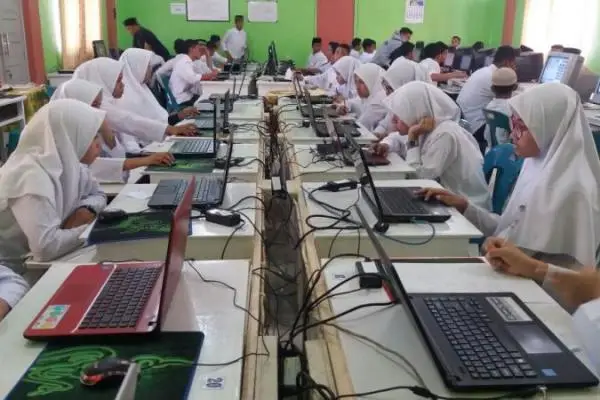 14.979 Siswa Ikuti Kompetisi...
