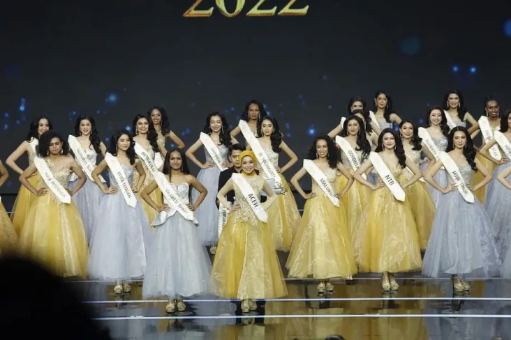 Dua Finalis Miss Indonesia...