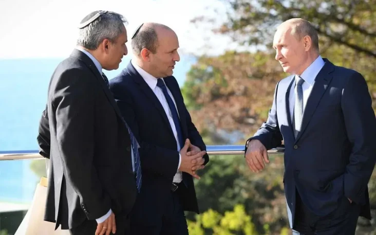 Mengapa Rusia Tidak...