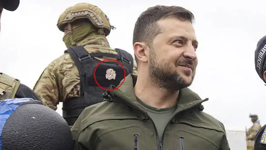 Pengawal Zelensky Tampak...