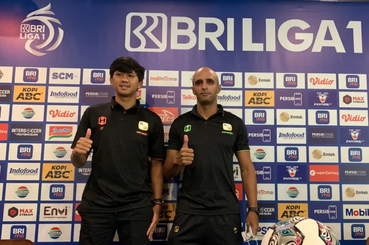 Persib Bandung vs Barito...