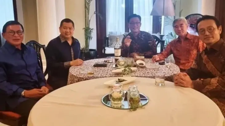 Diskusi Hangat Hary...
