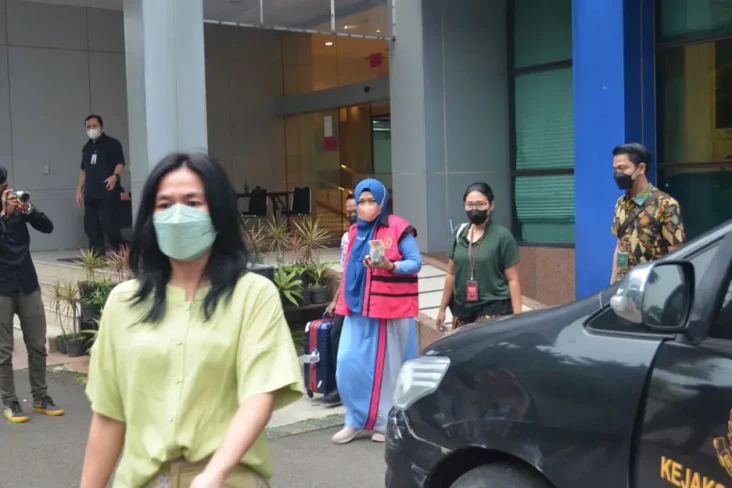 Kejari DKI-Jatim Menangkap...