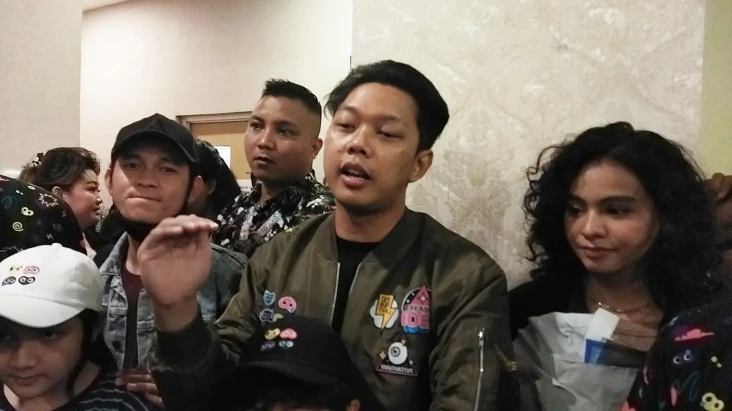 Terpukul Dapat Kabar...