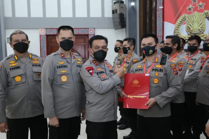 Dapat 3 Penghargaan,...