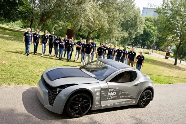 Keren, Mobil Buatan...