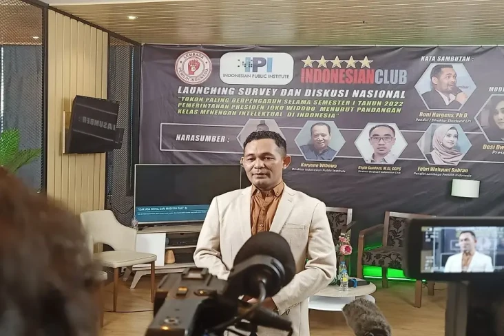 Panglima TNI Jenderal...