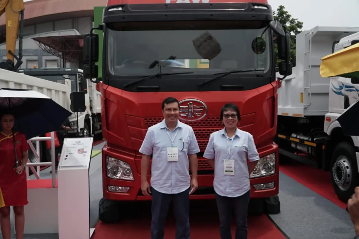 Gaya Makmur Mobil Bawa...