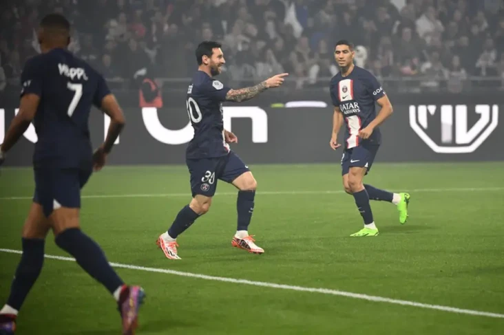 Hasil Lyon vs PSG: Messi...