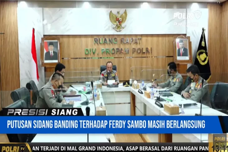 Putusan Banding Pemecatan...