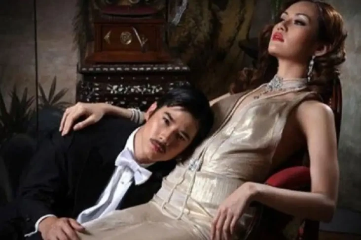 4 Film Thailand yang...