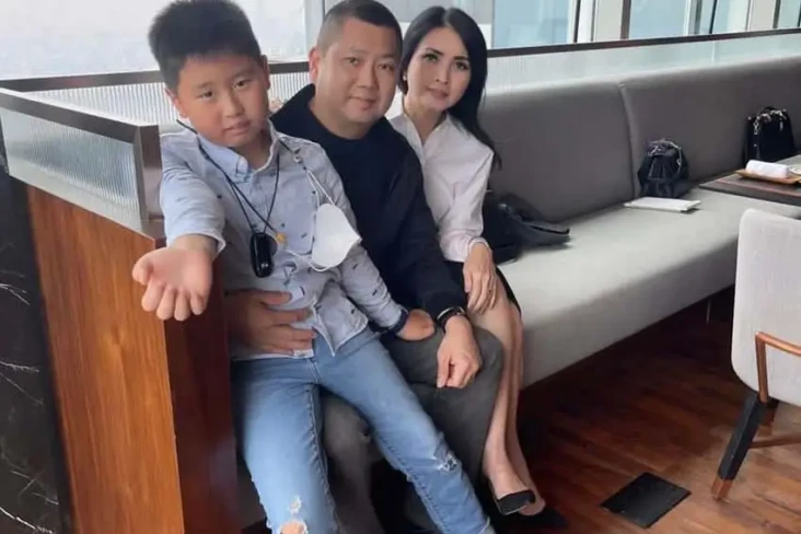 Hary Tanoesoedibjo Isi...