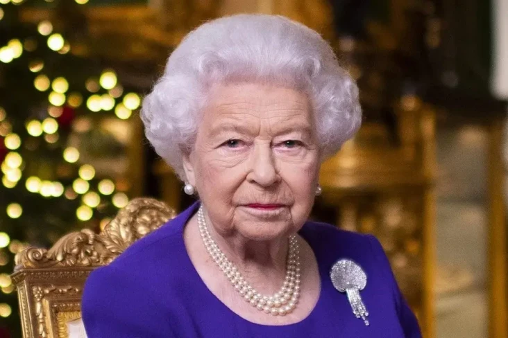 Ratu Elizabeth II sebelum...