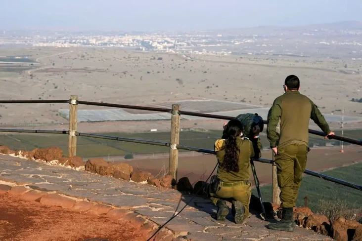 Pasukan Israel Memasuki...