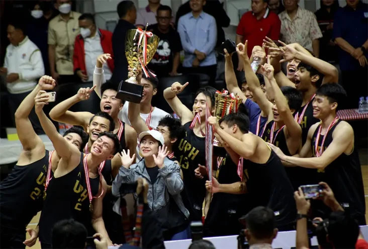Tim Basket UPH Jakarta...