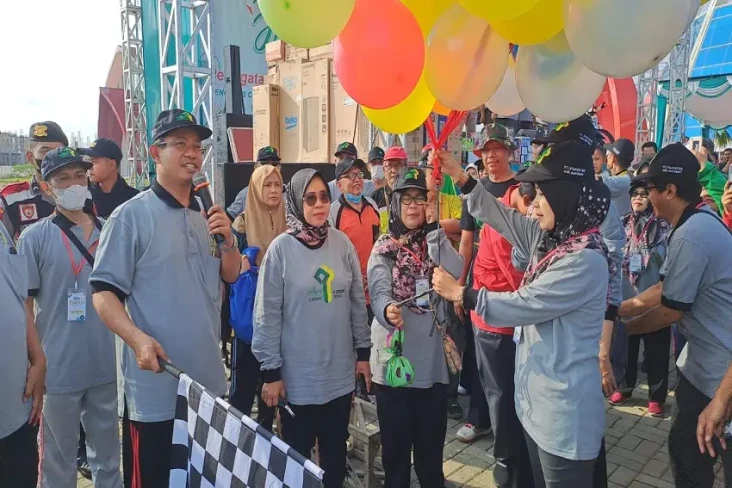 Anggota DPR Jalan Sehat...