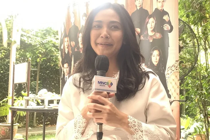 Bintangi Sinetron Dendam...