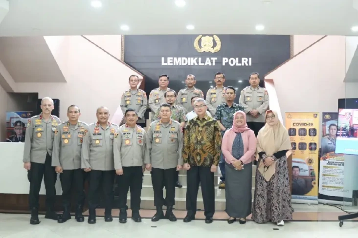 Tingkatkan SDM, Universitas...