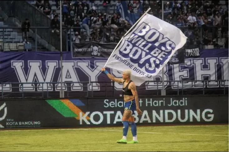Jelang Persib vs Persija,...