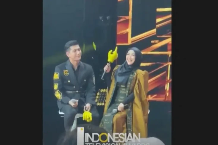 Ria Ricis dan Teuku...