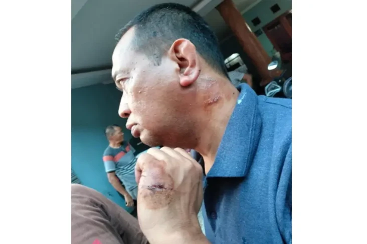 Bacok Pejabat Pemkot...