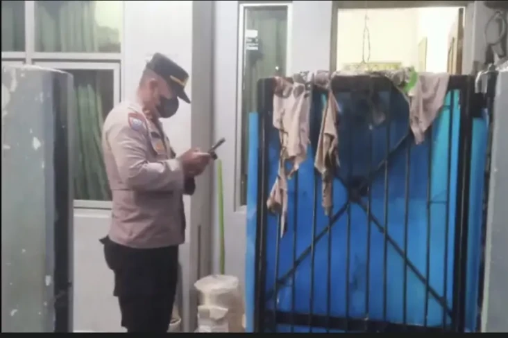 Teror Bocil Bakar Jemuran...