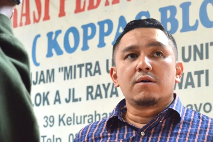 Pedagang Minta Pemprov...