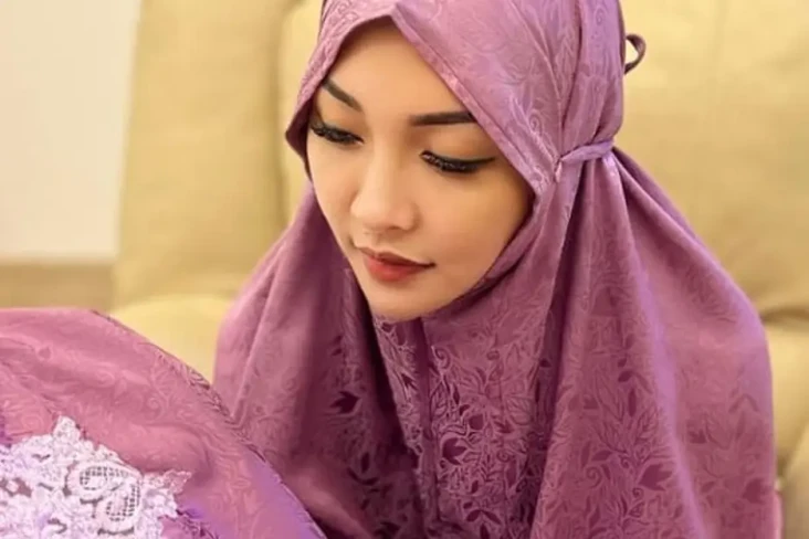 Intip Potret Cantik...