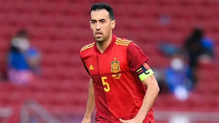 Sergio Busquets Tepis...