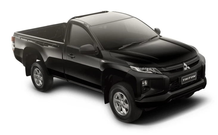 Mitsubishi Triton, Pekerja...