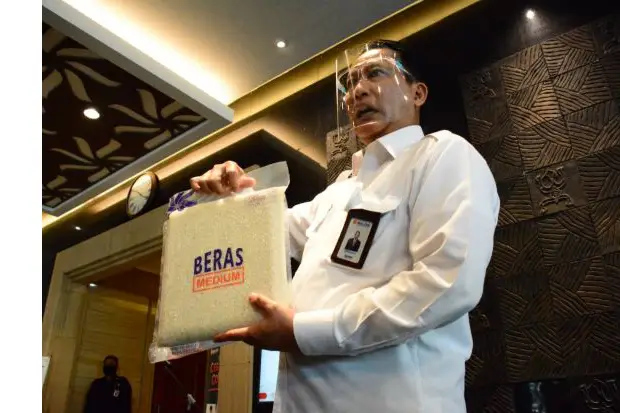 BULOG Banjiri Stok Beras...