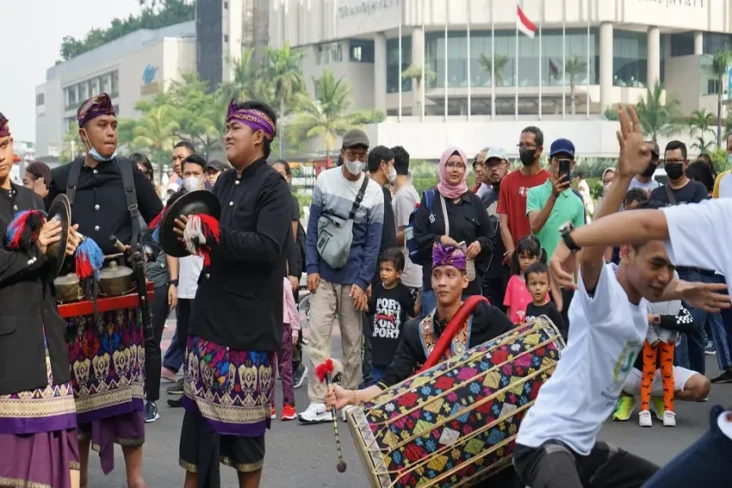 Himpunan Masyarakat...
