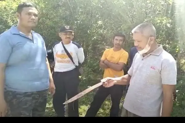 2 Guru di Muna Duel...