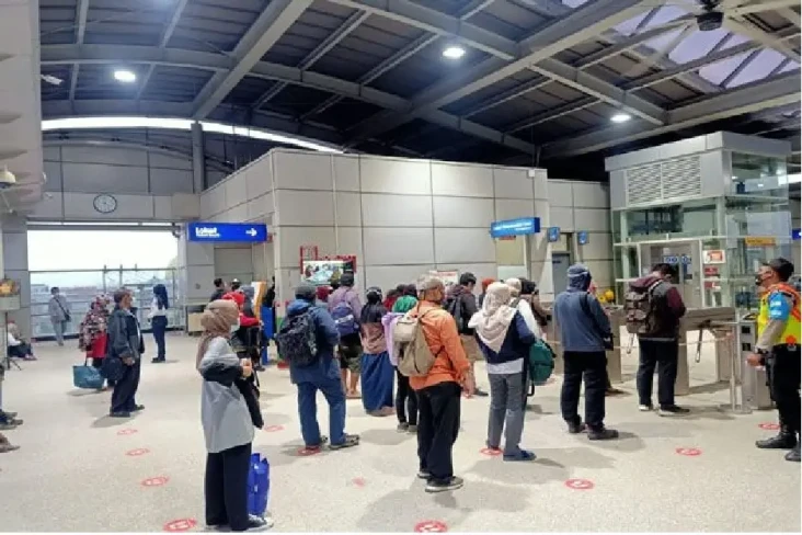 Berkat Stasiun Uang...