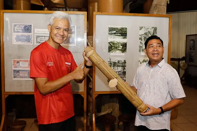 Kunjungi Nias, Ganjar...