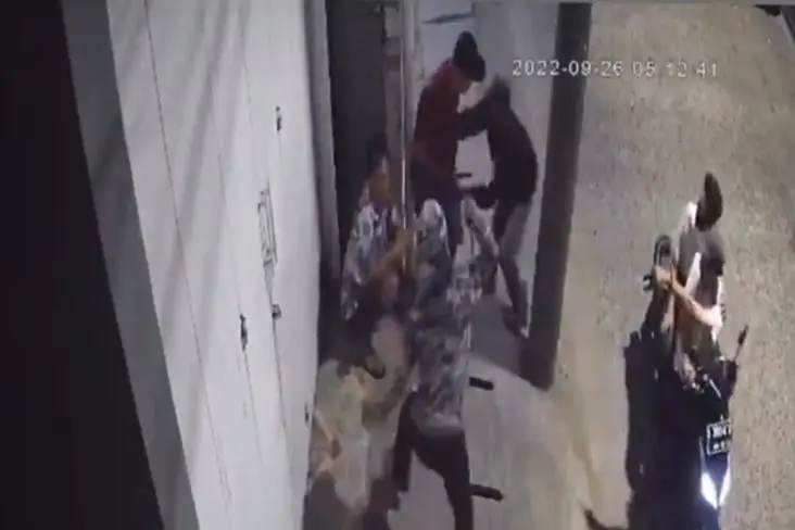 Terekam CCTV, Polisi...
