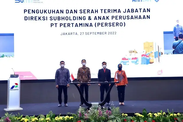 Pergantian dan Formasi...