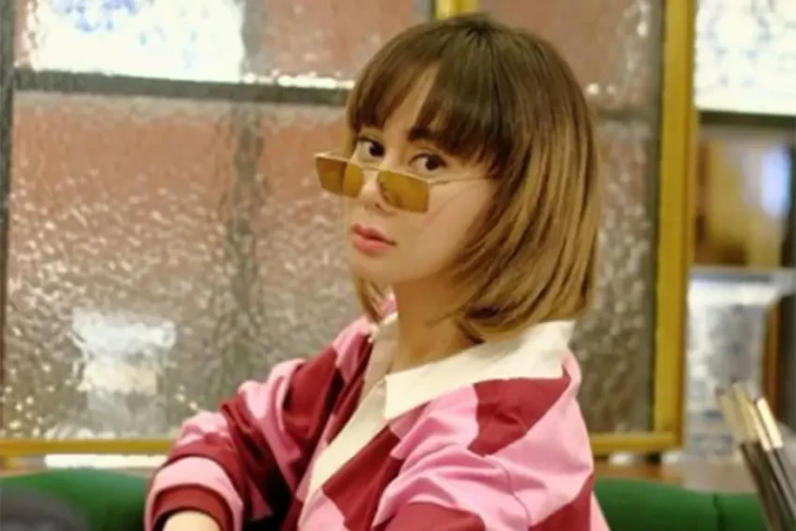 Ingin Nagih Uang, Denise...