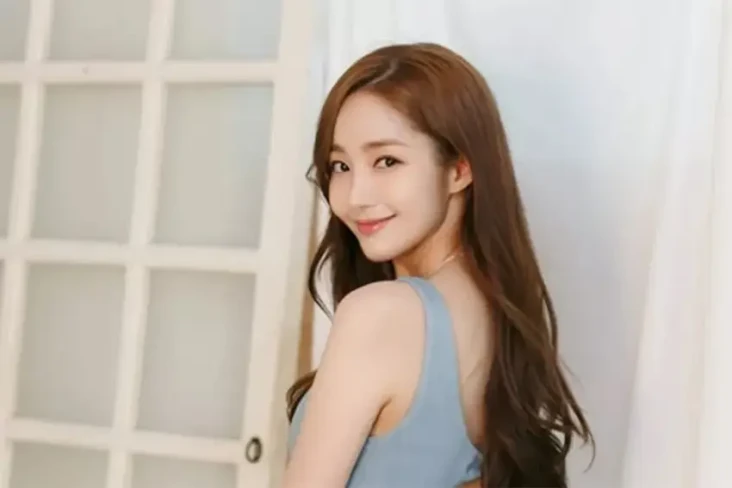 Park Min Young Diisukan...