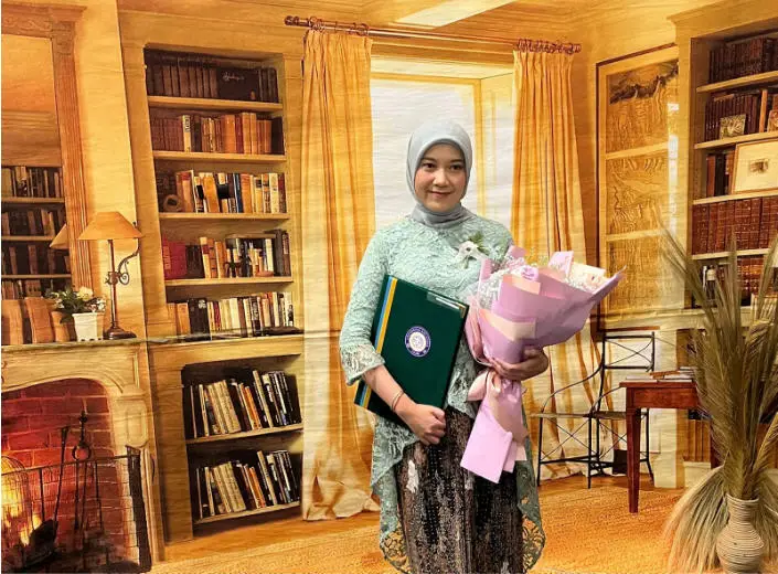 Putri Mahfud MD Dilantik...